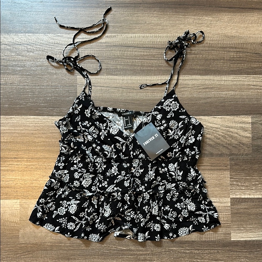 Forever 21 Black Floral Women's Top